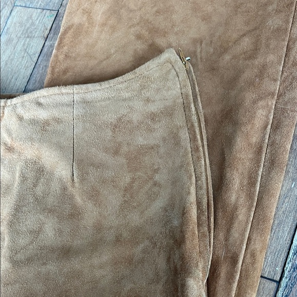Danier Tan Wide Leg Pants - Picture 3 of 6